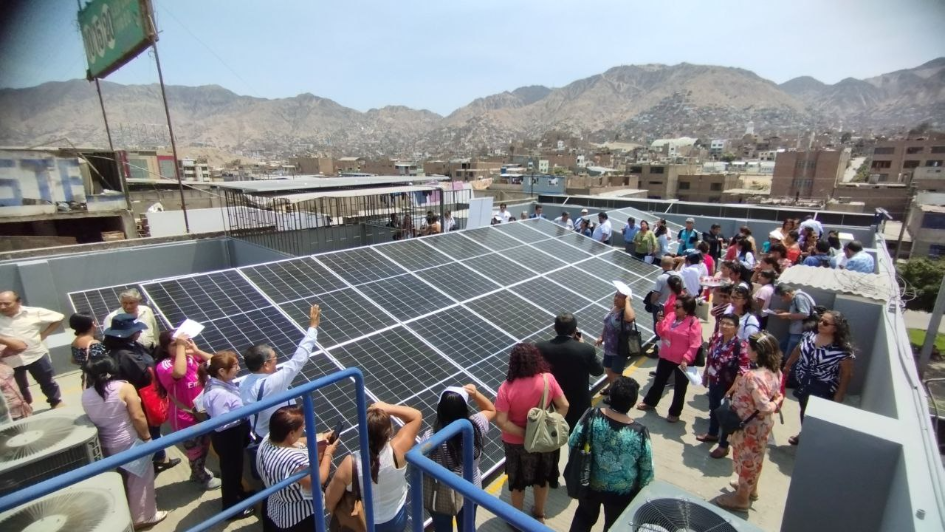 La Cooperativa San Hilarión se convierte en la primera cooperativa en Lima Metropolitana en utilizar paneles solares y energía renovable