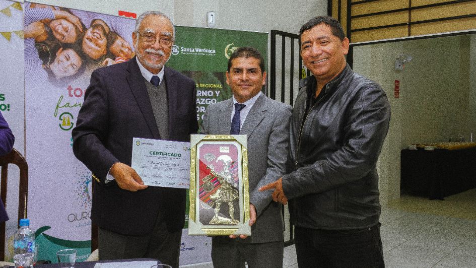 Seminario Regional de Gobierno y Liderazgo Corporativo reúne a referentes cooperativos en Santa Verónica