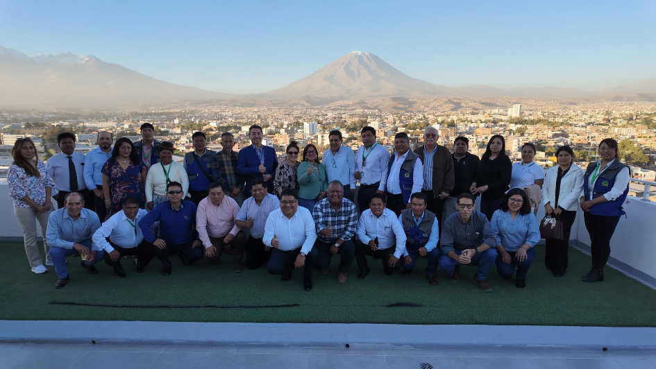 Arequipa reunió a cooperativas del sur en seminario sobre gobernabilidad, gestión de riesgos y sostenibilidad
